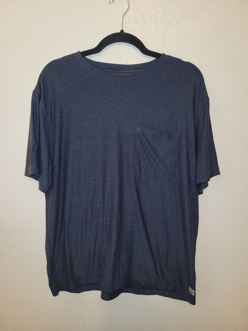 Vuori Strato Pocket Tee Relaxed Fit Performance T-Shirt Navy Men's Large